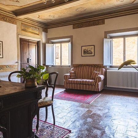 Residenza D'Epoca Il Grifoncello Bed & Breakfast มอนติปุลเชียโน ภายนอก รูปภาพ